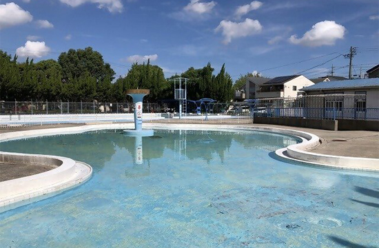 Moriyama pool