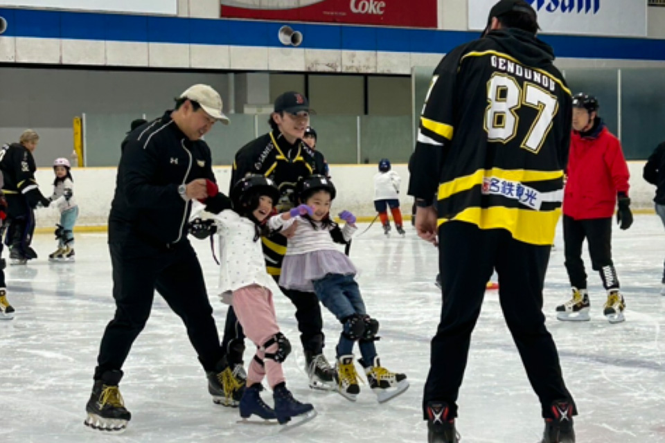 名古屋オルクスによるアイスホッケー体験教室