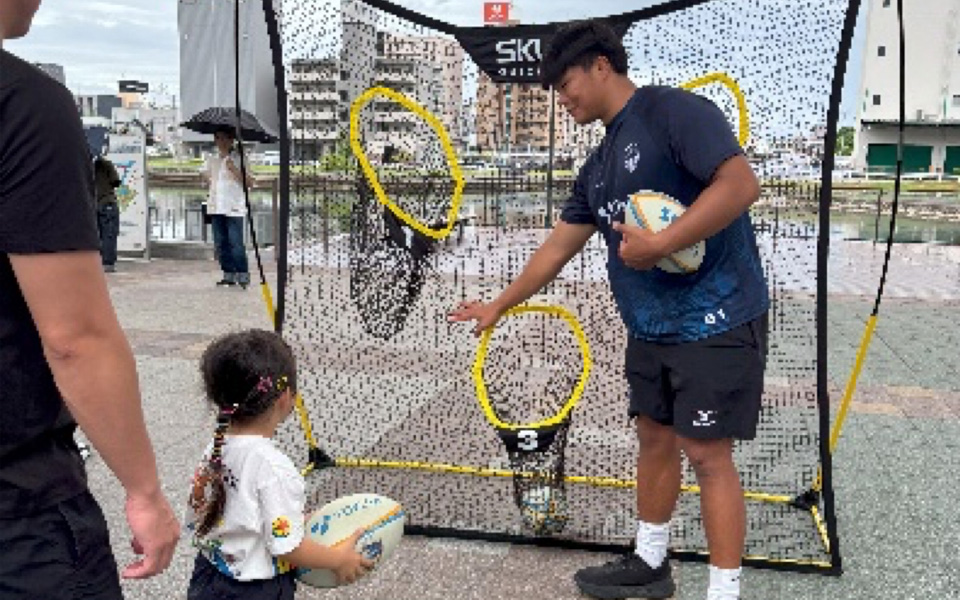 ラグビー体験の様子